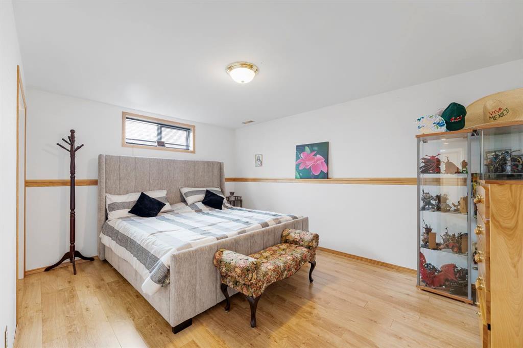 20 Woodford Crescent Property Photo 28