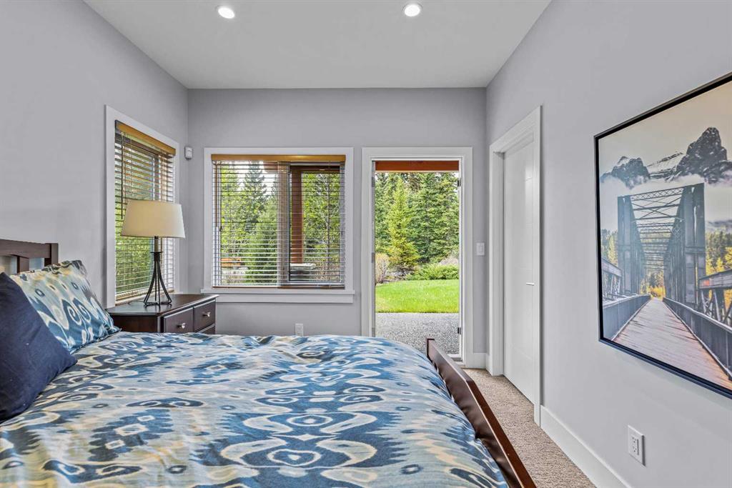 19 Creekside Mews Property Photo 33