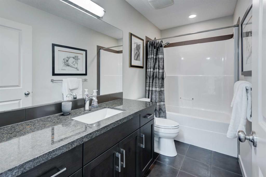 220 Springbluff Heights Property Photo 24