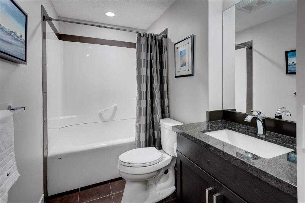 220 Springbluff Heights Property Photo 32