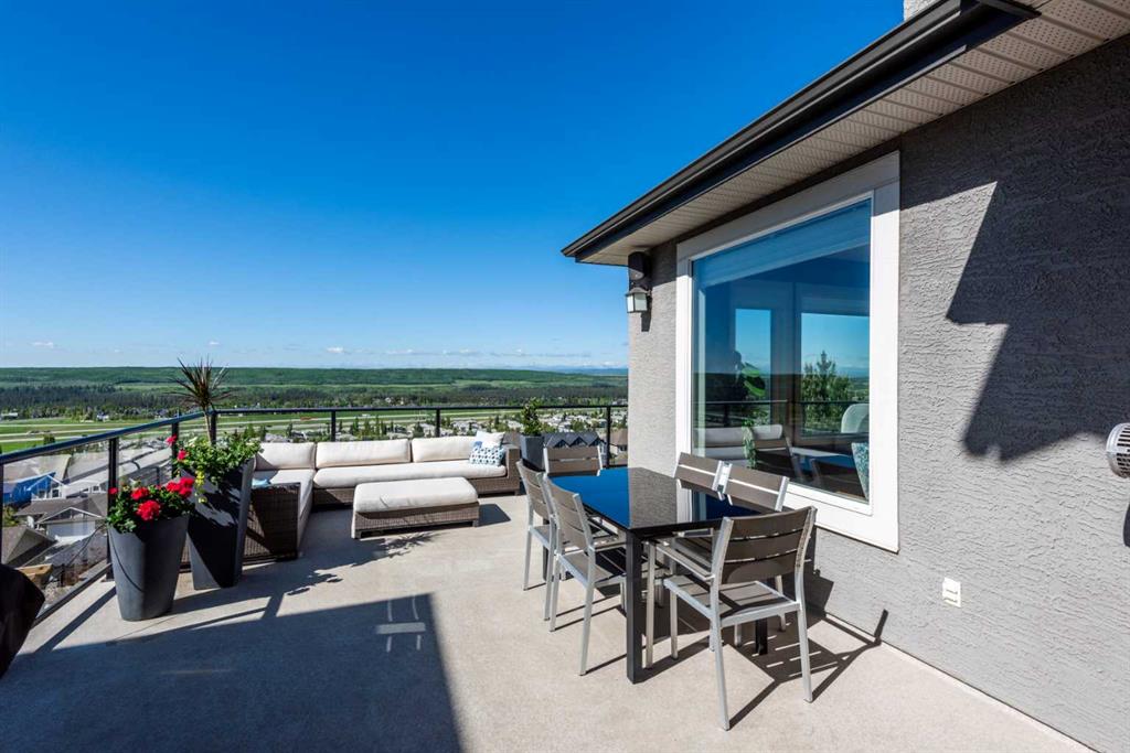 220 Springbluff Heights Property Photo 38