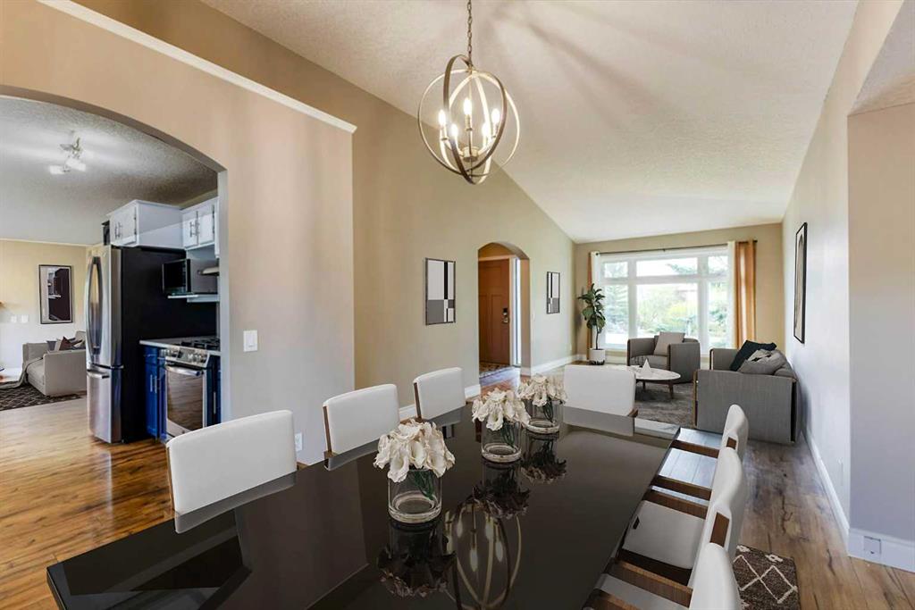 160 Gleneagles Close Property Photo 2