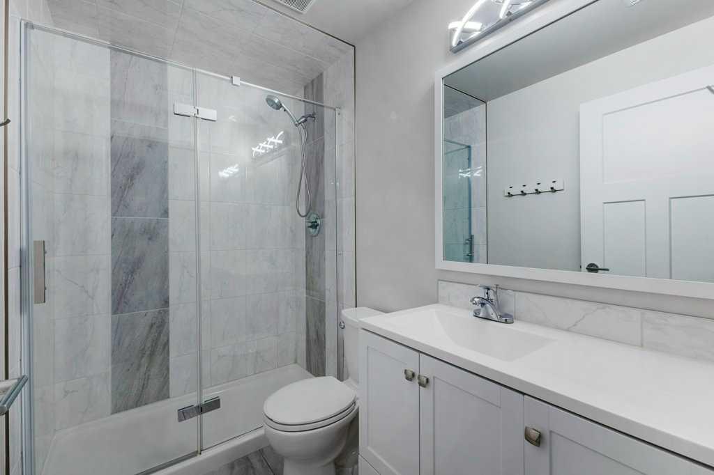 160 Gleneagles Close Property Photo 29