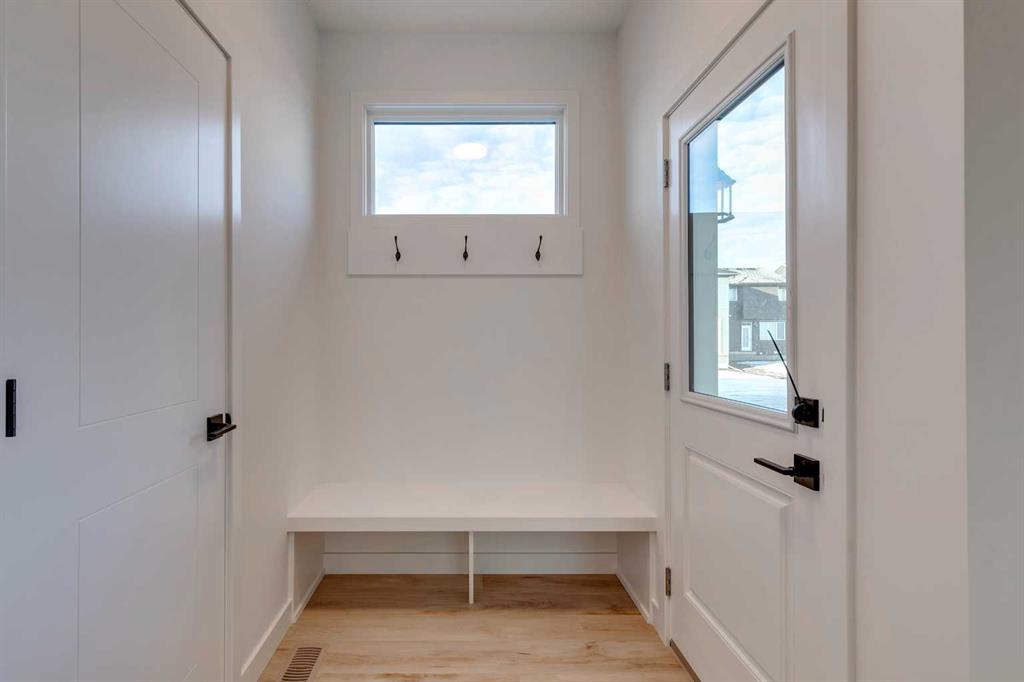213 Cobblestone Gate Property Photo 6