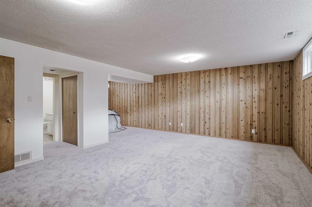 6737 Livingstone Drive Property Photo 31