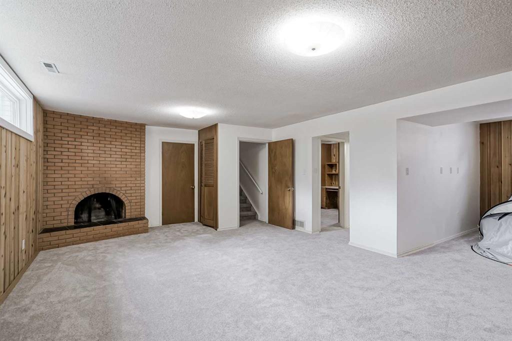 6737 Livingstone Drive Property Photo 33