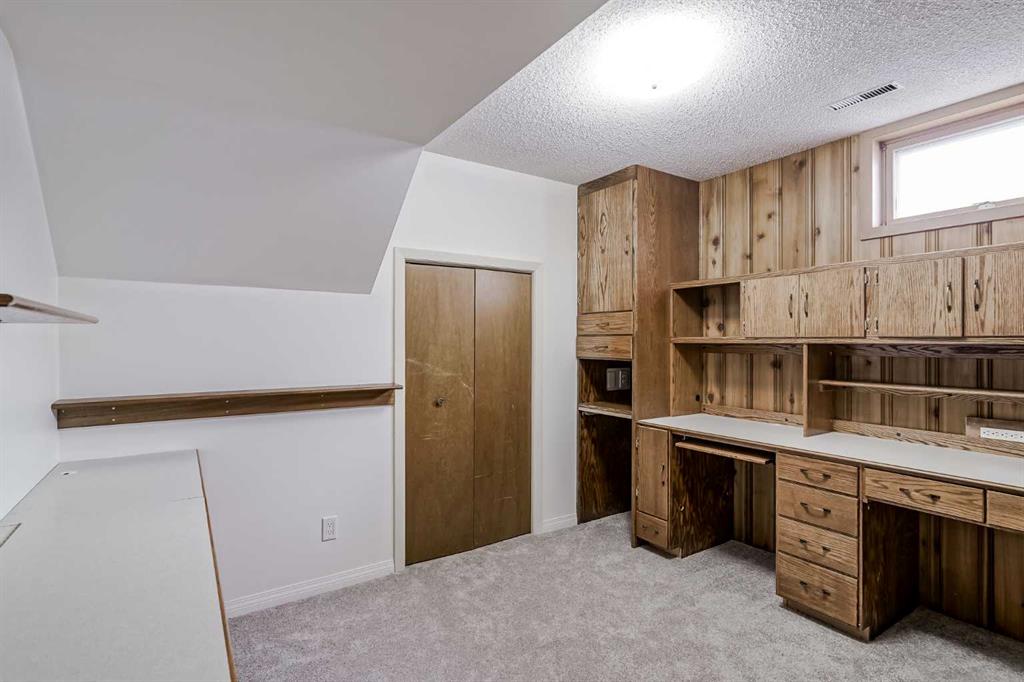 6737 Livingstone Drive Property Photo 34