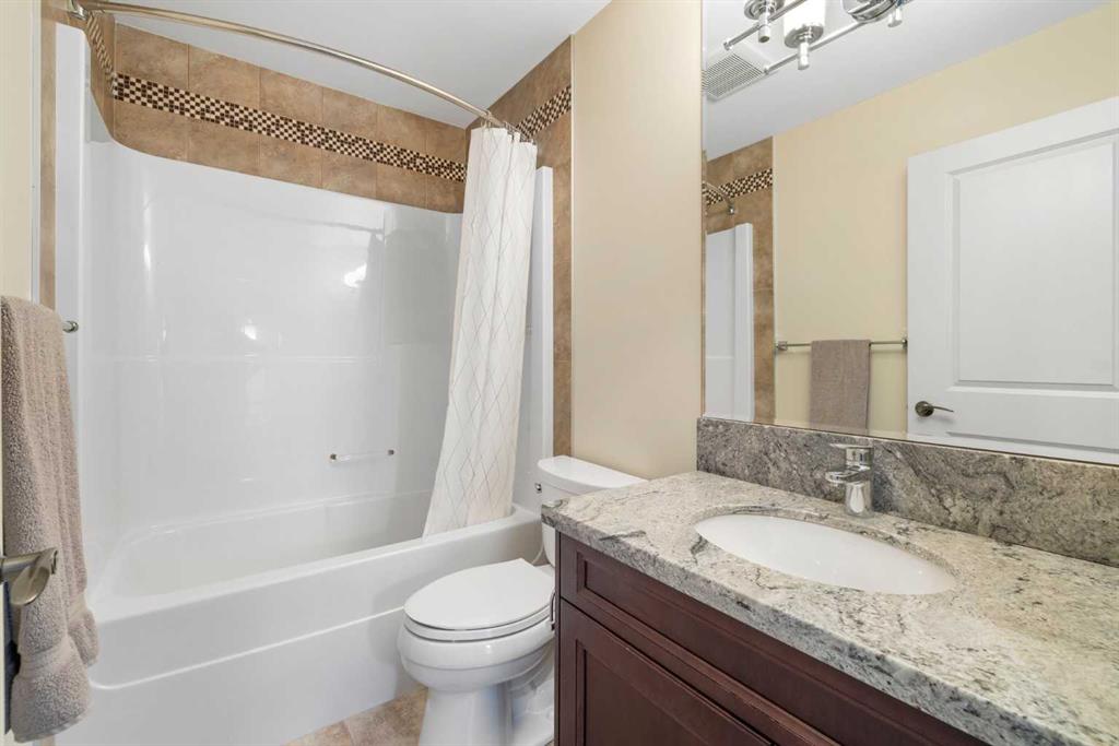 4303 17 Street Property Photo 20
