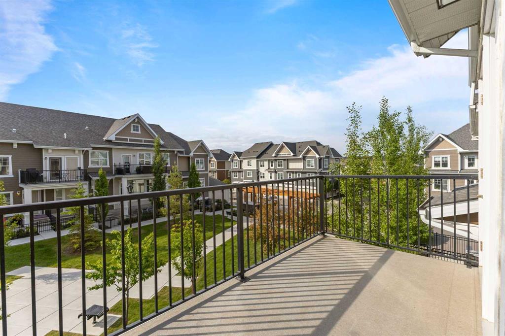 155 Cranbrook Walk Walkway Property Photo 18