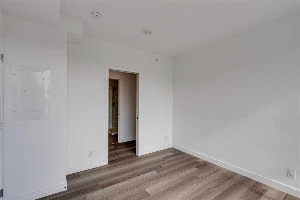 327 9a Street 401 Property Photo 20