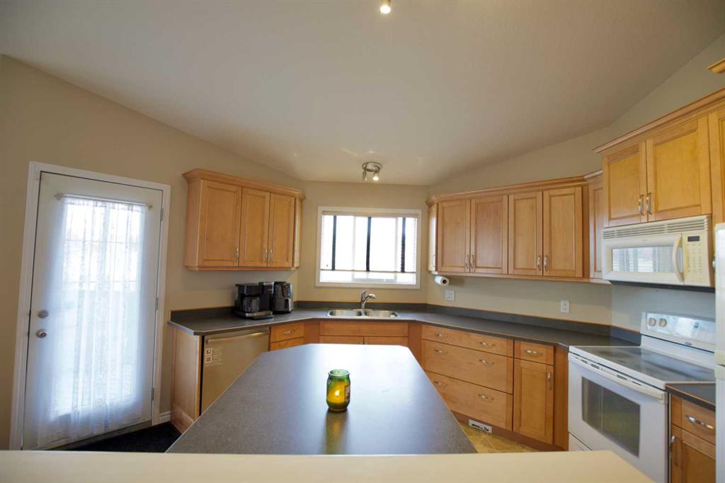 110 Guimond Place Property Photo 7
