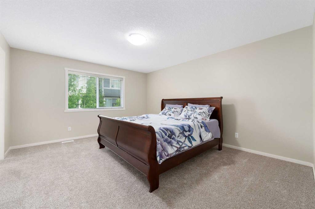 72 Walden Heights Property Photo 16