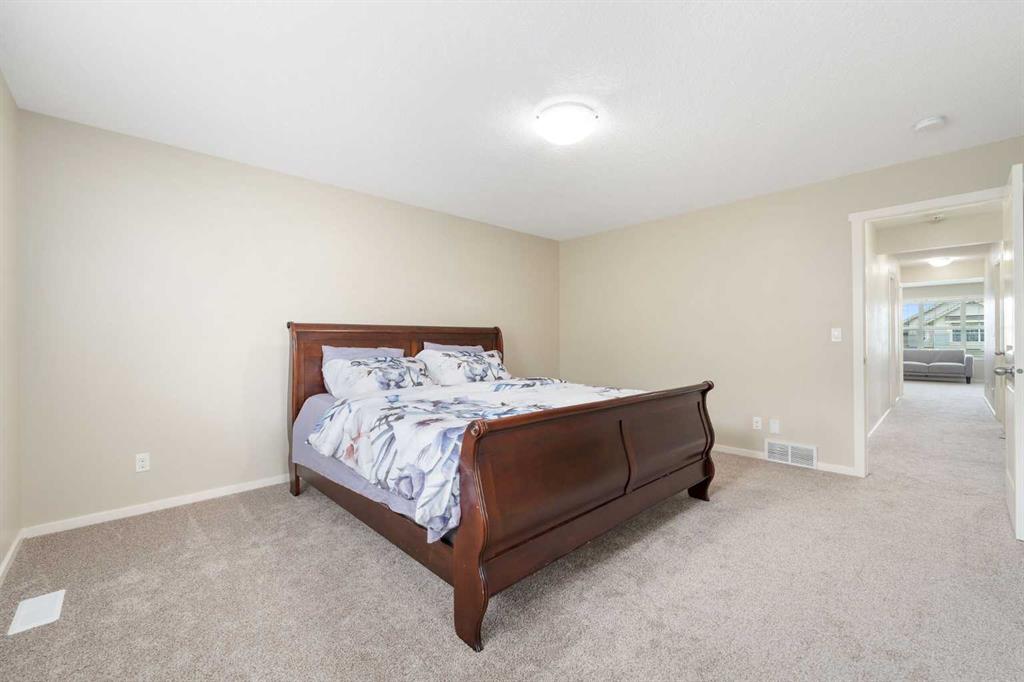 72 Walden Heights Property Photo 17