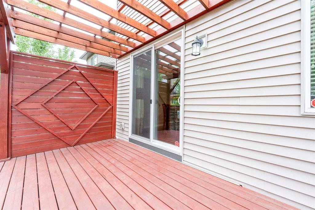 72 Walden Heights Property Photo 30