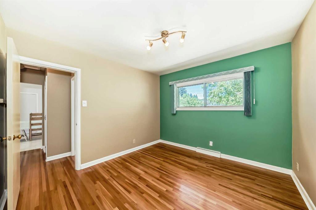 120 41 Avenue Property Photo 17