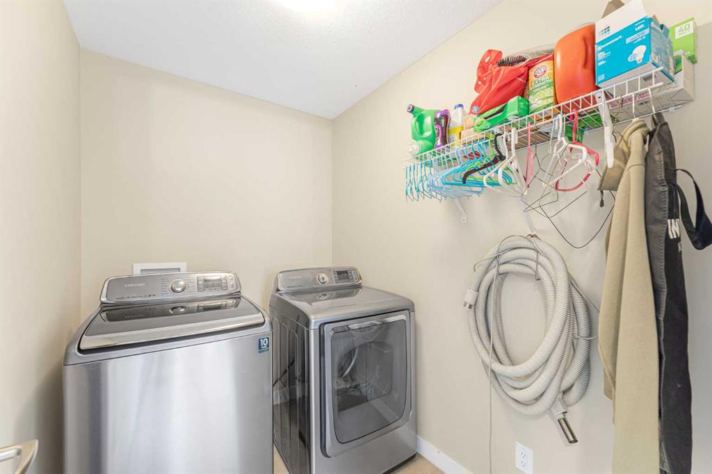 158 Williamstown Close Property Photo 24
