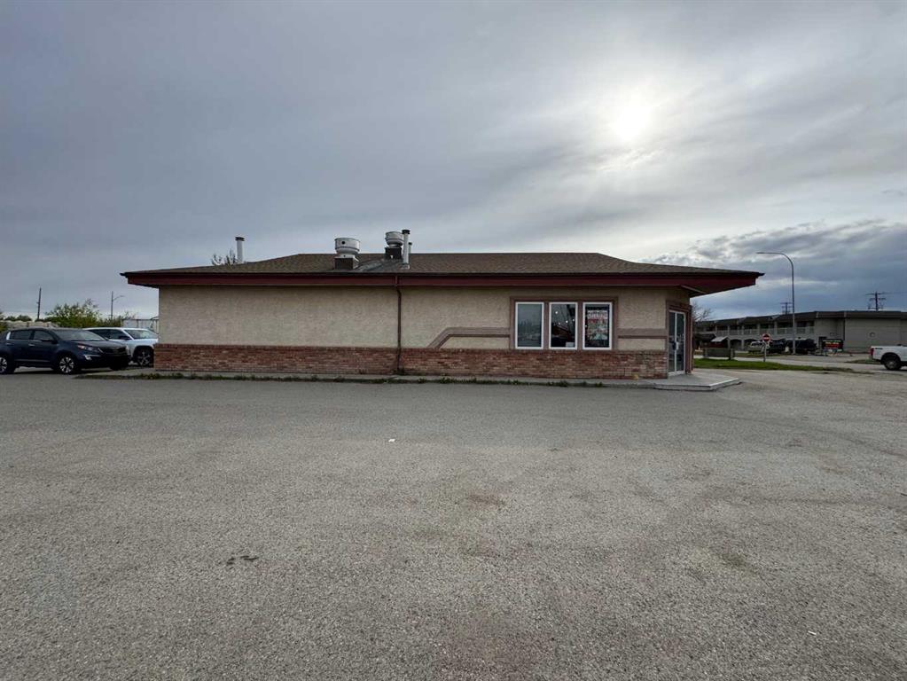 5103 2 Avenue Property Photo 3