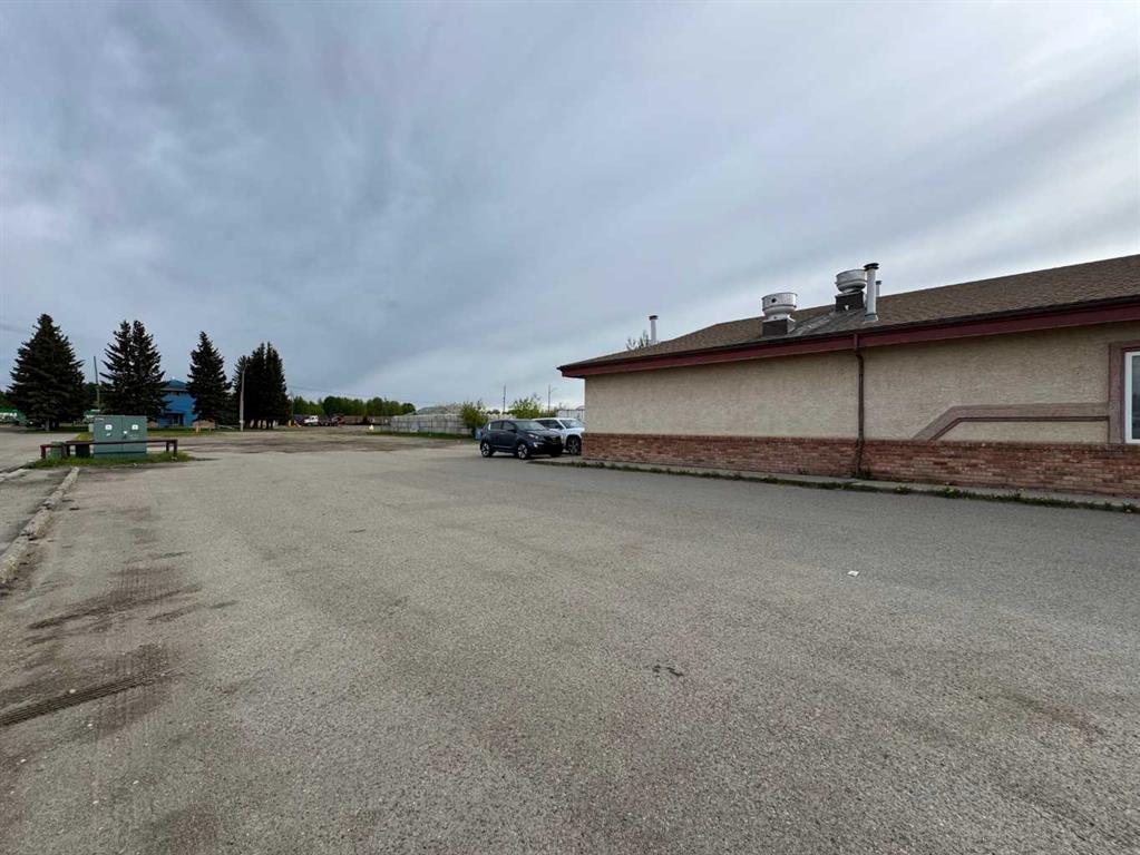 5103 2 Avenue Property Photo 4
