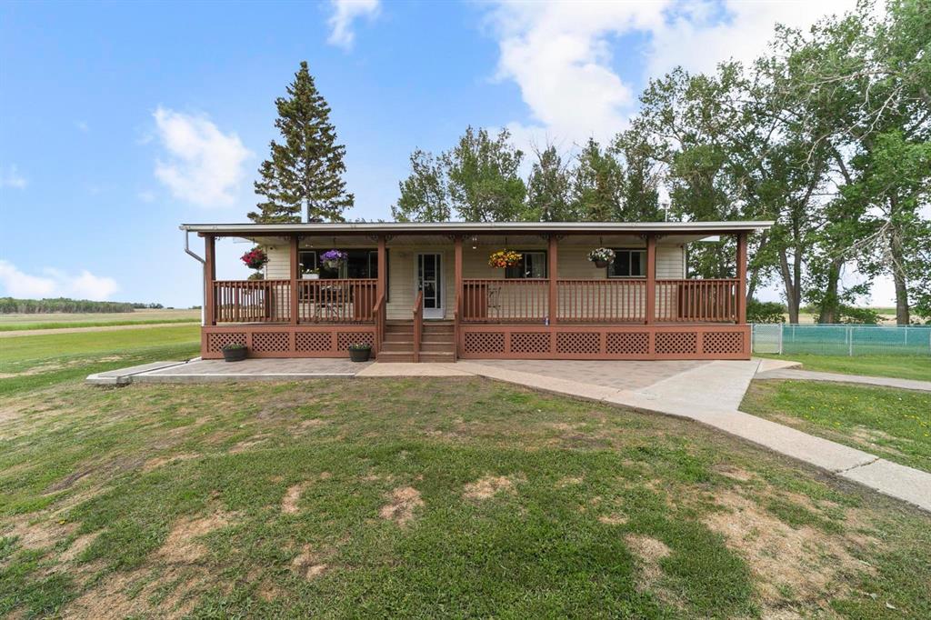 441002 Highway 822 Property Photo 3