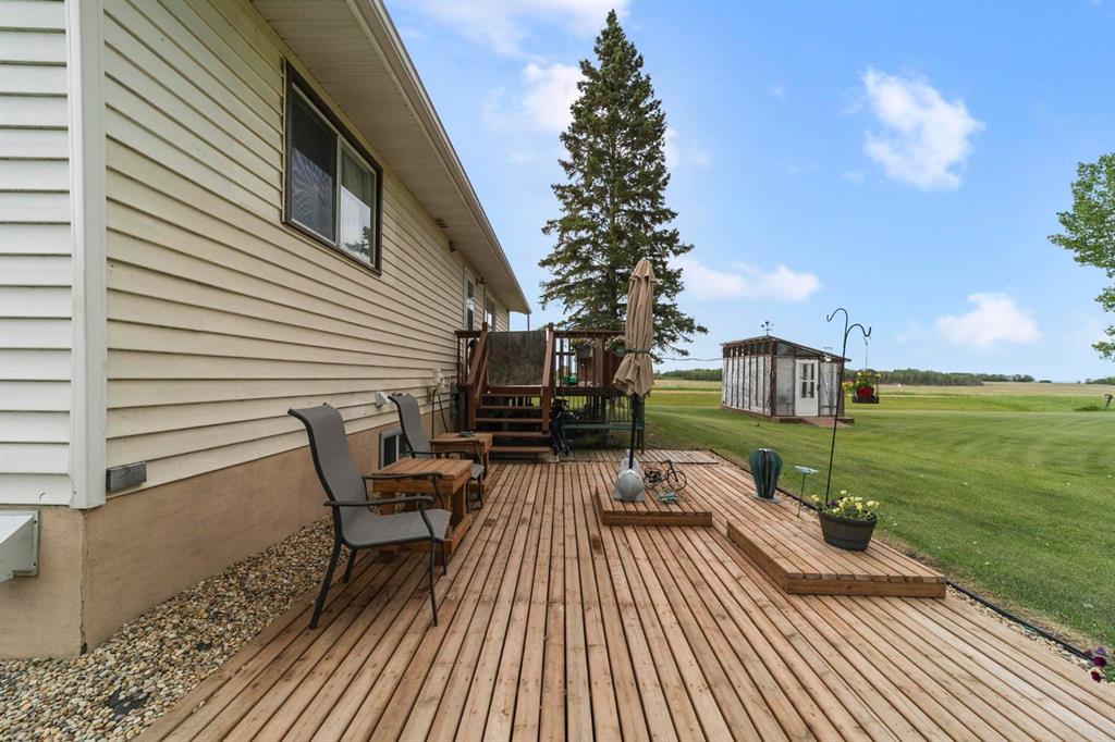 441002 Highway 822 Property Photo 10