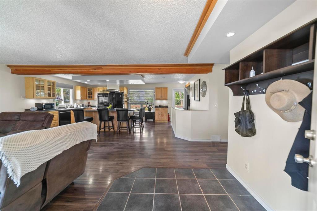 441002 Highway 822 Property Photo 22
