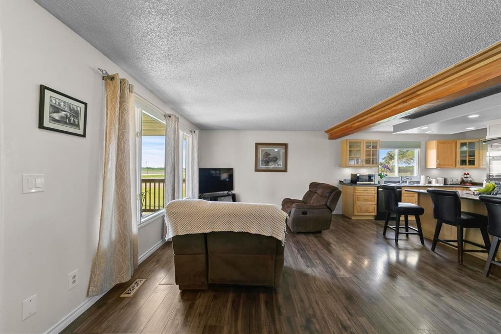 441002 Highway 822 Property Photo 24
