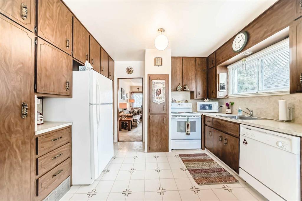 2601 27 Street Property Photo 15
