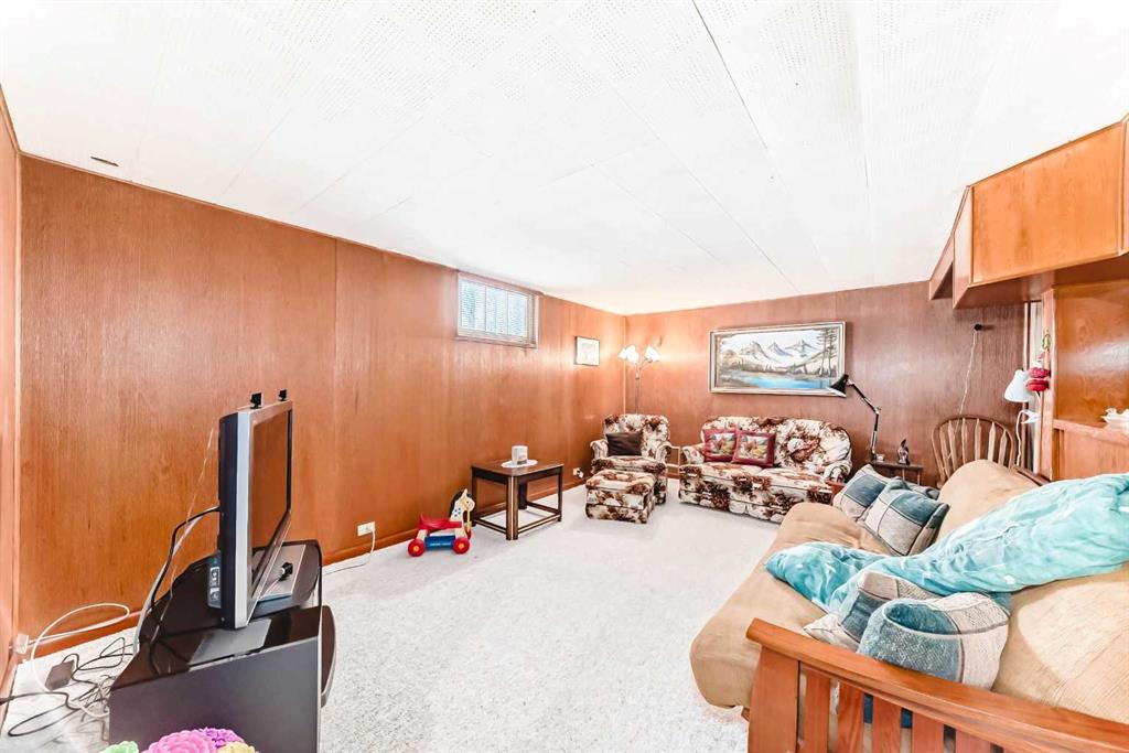 2601 27 Street Property Photo 21