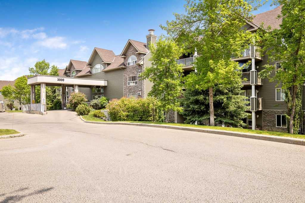 3326 Millrise Point Property Photo 1