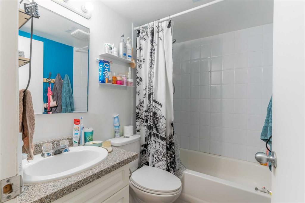 215 25 Avenue 104 Property Photo 17