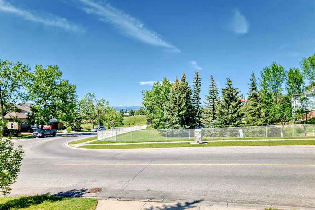 168 Hawksbrow Drive Property Photo 13