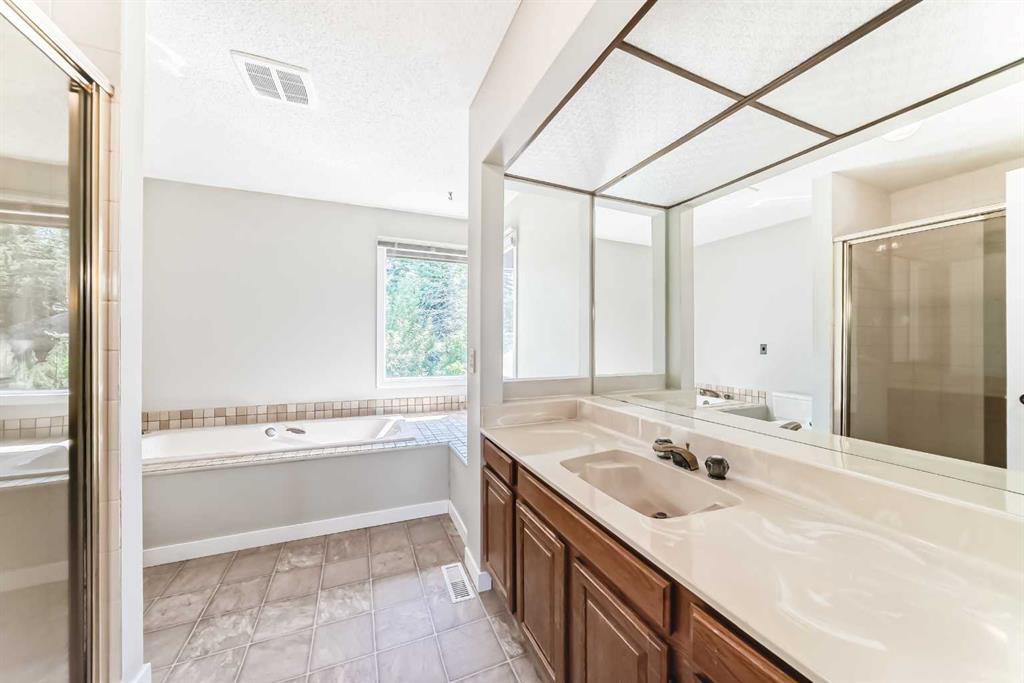 168 Hawksbrow Drive Property Photo 23