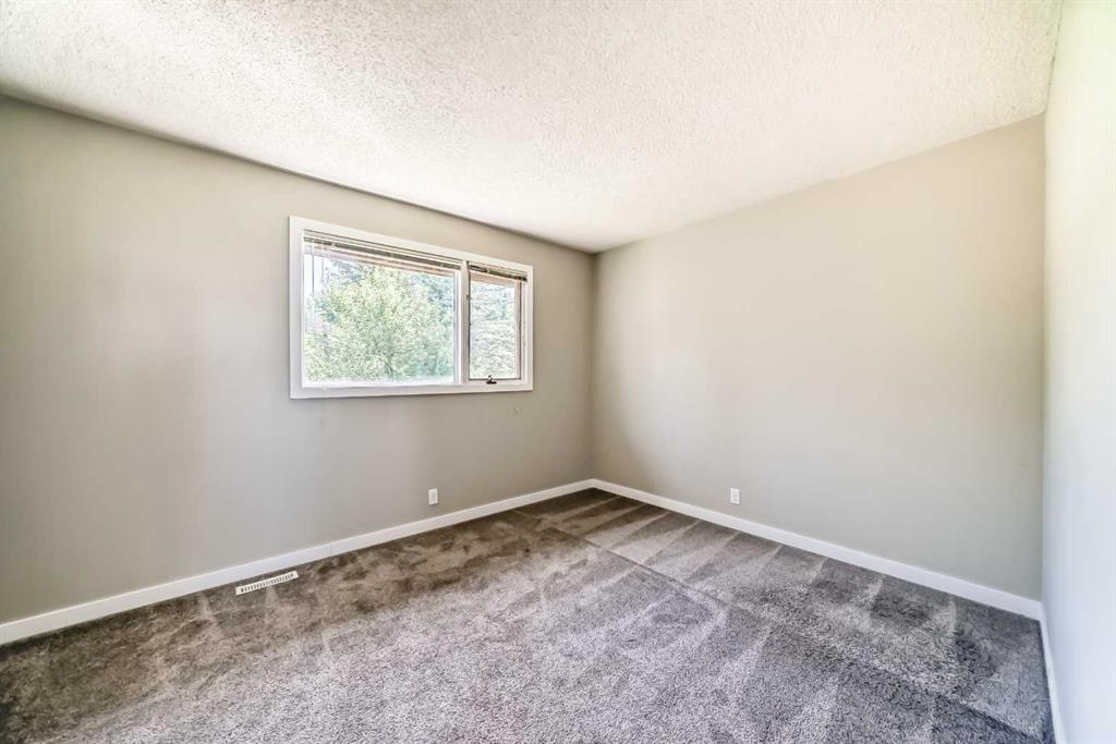 168 Hawksbrow Drive Property Photo 29