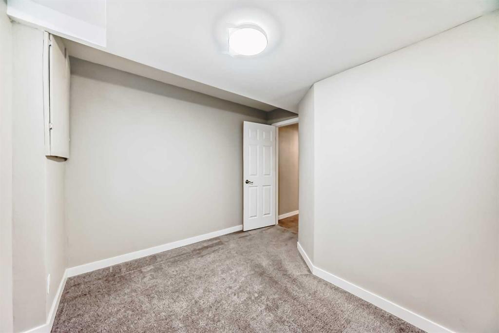 168 Hawksbrow Drive Property Photo 38