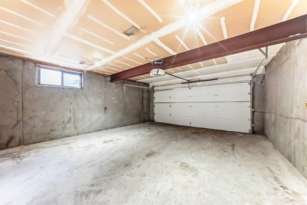 168 Hawksbrow Drive Property Photo 44