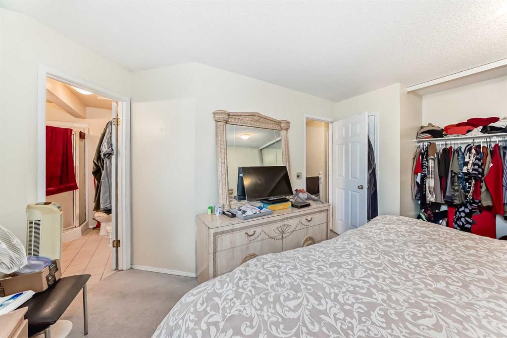 12 Coachway Gardens Property Photo 13