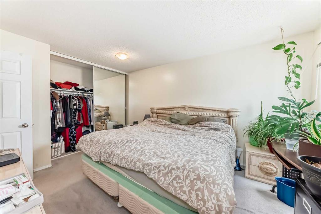 12 Coachway Gardens Property Photo 14