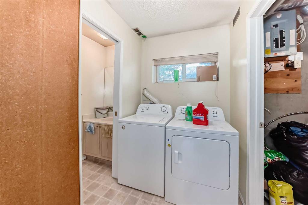 12 Coachway Gardens Property Photo 22