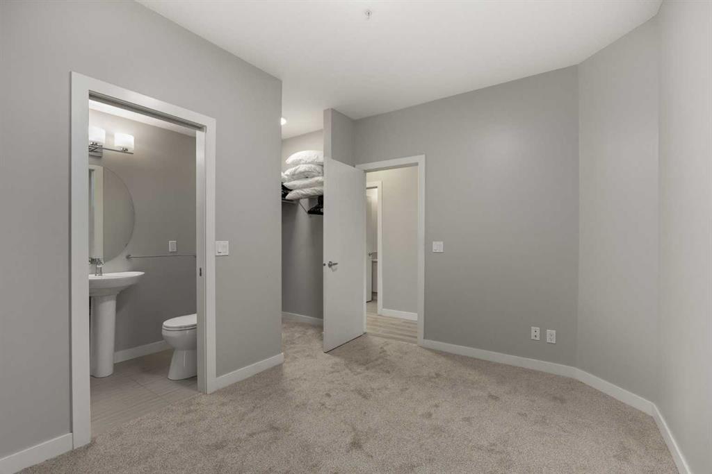93 34 Avenue 309 Property Photo 14