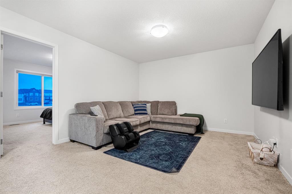 261 Herron Mews Property Photo 17