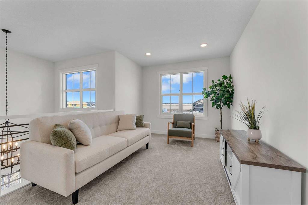 283 Kinniburgh Loop Property Photo 24