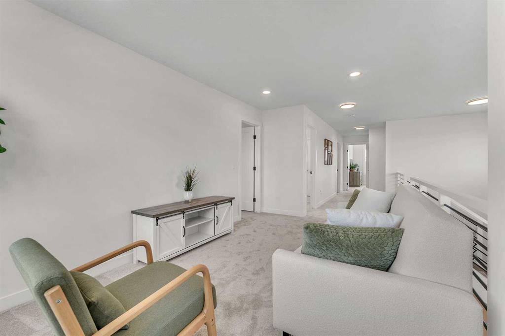 283 Kinniburgh Loop Property Photo 25