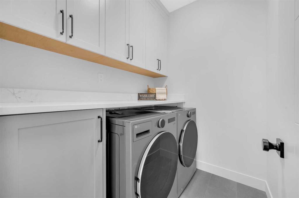 7722 46 Avenue Property Photo 31