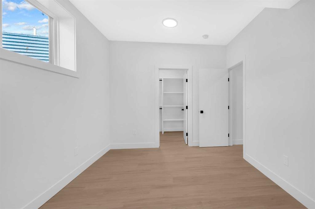 7722 46 Avenue Property Photo 40