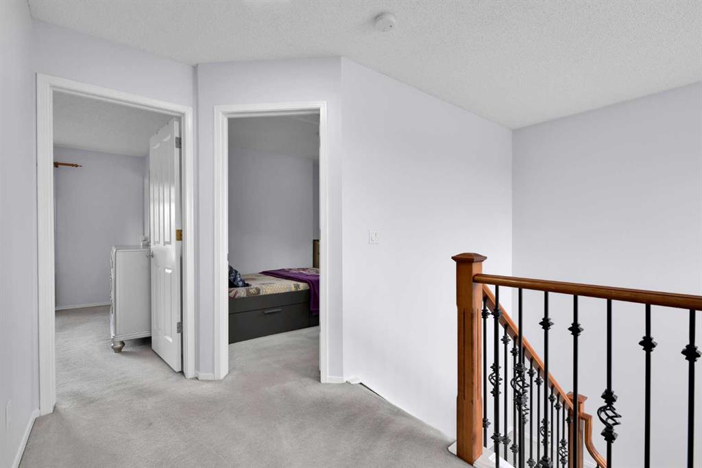 649 Coventry Drive Property Photo 3