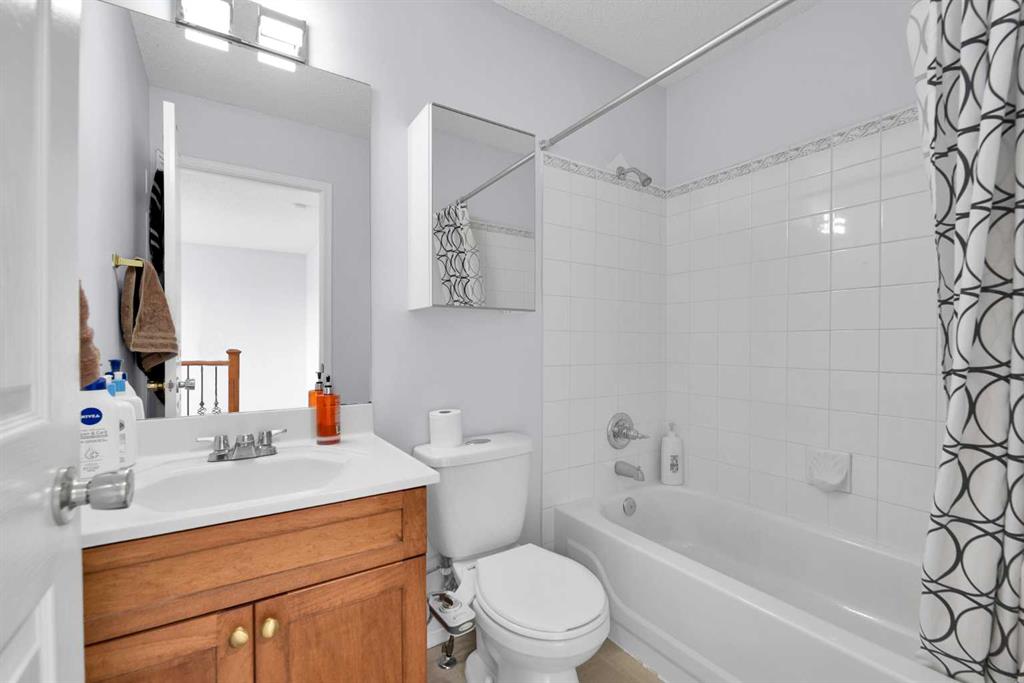 649 Coventry Drive Property Photo 14
