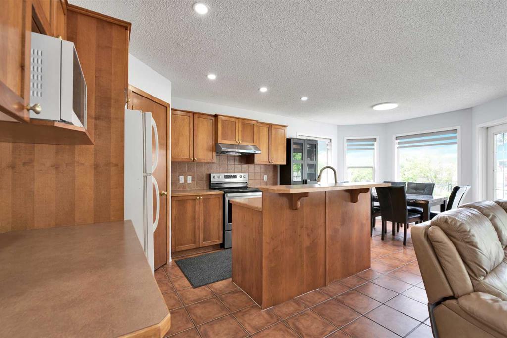 649 Coventry Drive Property Photo 22