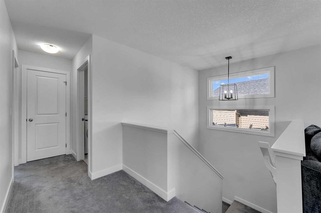 264 Reunion Loop Property Photo 17