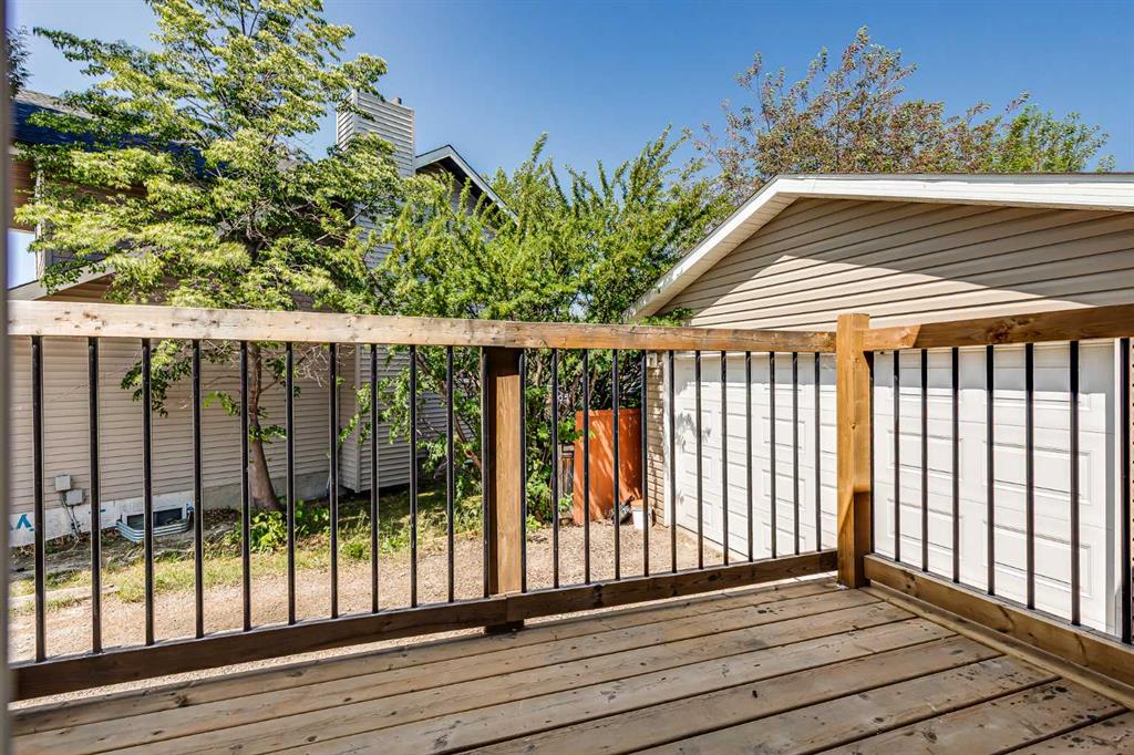 20 Big Springs Green Property Photo 15
