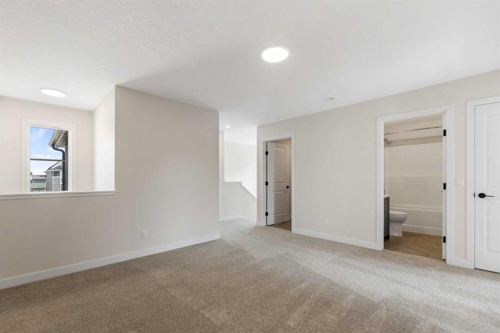 35 Corner Glen Common Property Photo 21
